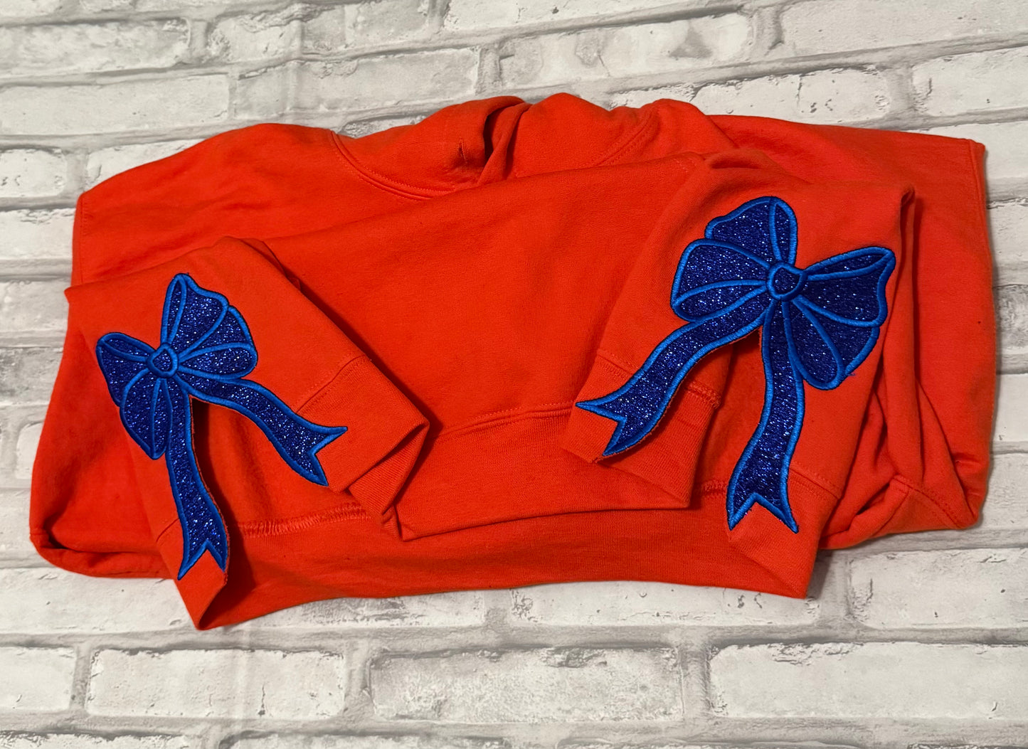 Cheer Double side Bow crewneck